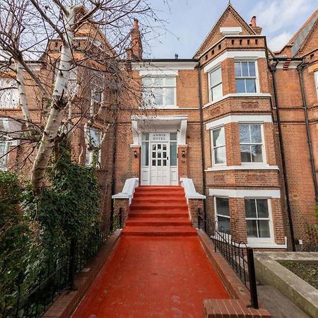 Victorian Beauty With Private Toilet And Shower Near Tube Station Londres Exterior foto
