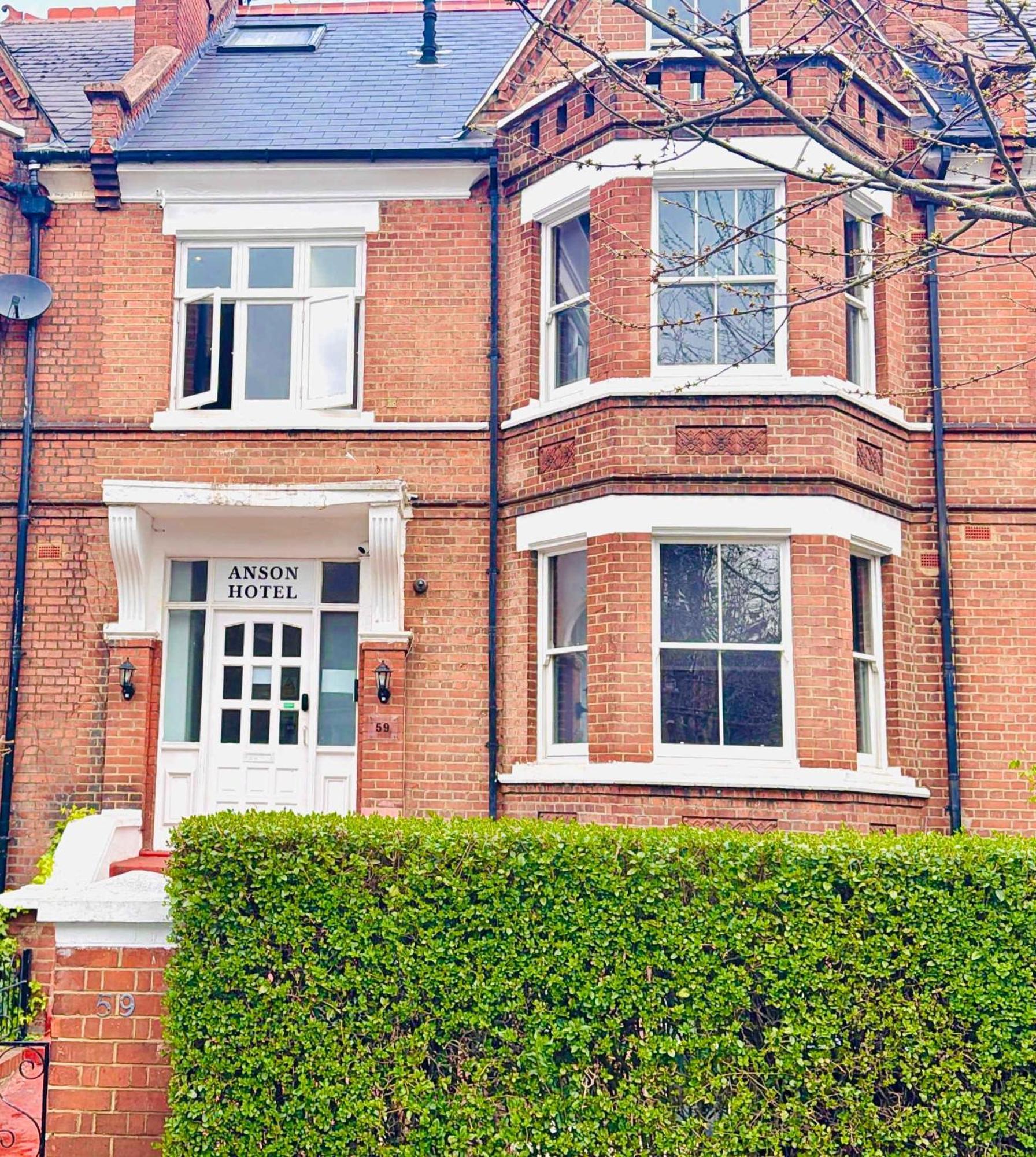 Victorian Beauty With Private Toilet And Shower Near Tube Station Londres Exterior foto